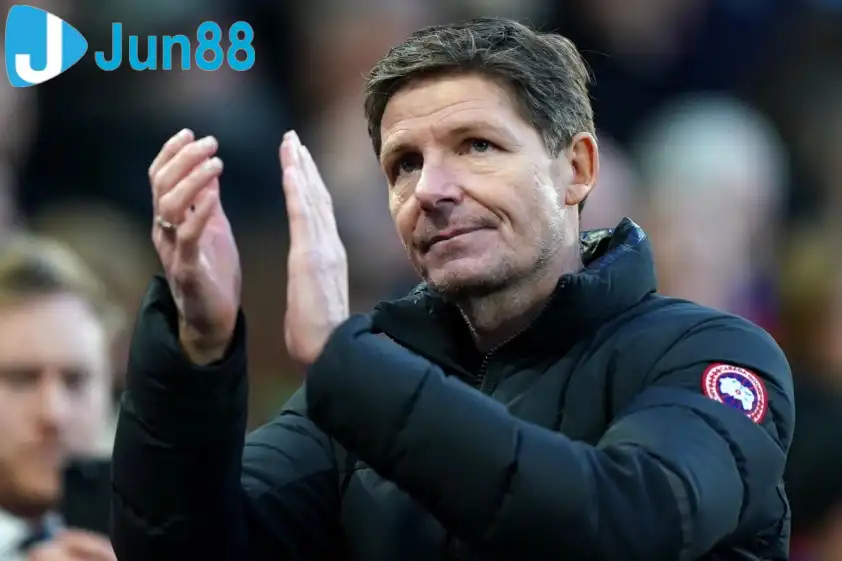 Glasner được xem là ứng viên hàng đầu thay thế Ruben Amorim (Ảnh: SkySport).