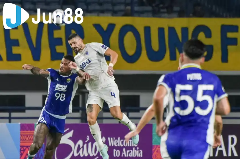 Trận đấu tương đối cân bằng giữa cả 2 đội