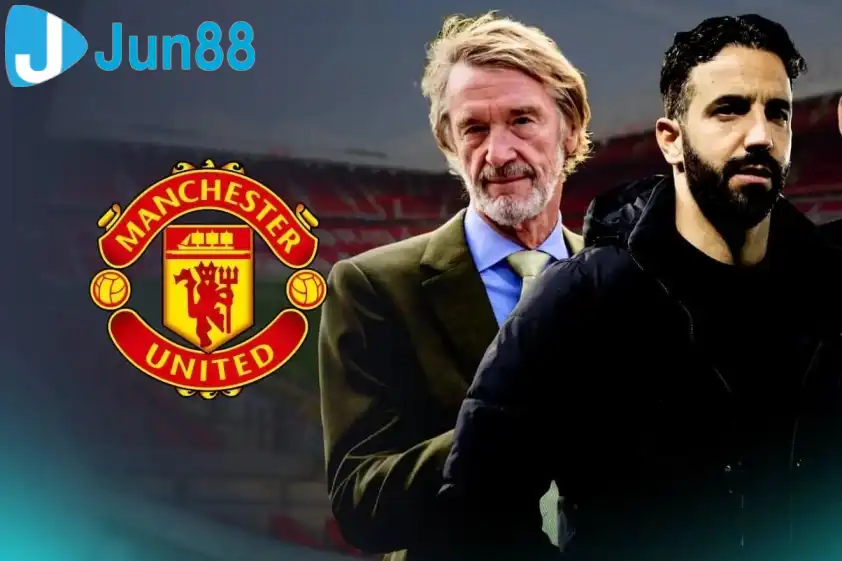 Không thể có tấm vé dự cúp châu Âu khiến MU gặp khó khăn về tài chính. Ảnh: AFP